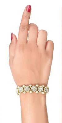 Elegant Look With Beautiful Gold Finishing Bracelet With Pearl And White Stone 3