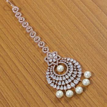 White Pearl Maang-Tikka 1