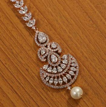 White Pearl Maang-Tikka 2