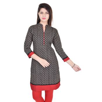 Women Red Printed Straight Kurta 3