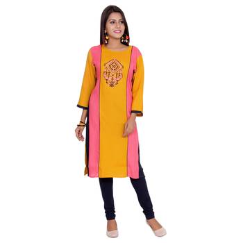 Women Mustard Printed Straight Kurta 1