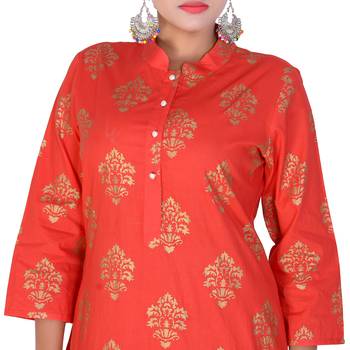 Women Red Printed Straight Kurta 3