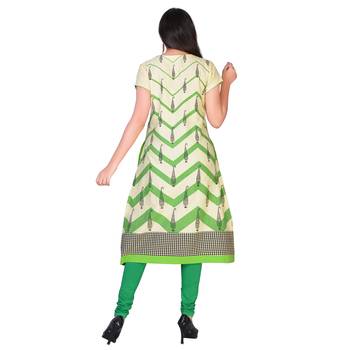 Women Green Printed A-line Kurta 3