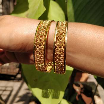 Traditional Gold Plated  Bracelet Bangle Set Of 2 1