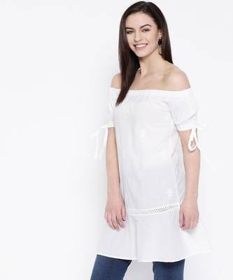 Hand Embroidered White Cotton Lucknow Chikankari Women Short Top 3