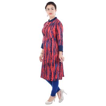 Women Peach Dyed Straight Kurta 3