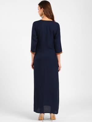 Women blue Embroidered Straight Kurta 3