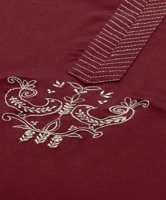 Women Maroon Solid Straight Rayon Kurta 4