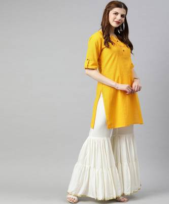 Women Yellow Solid Straight Cotton Slub Kurta 2