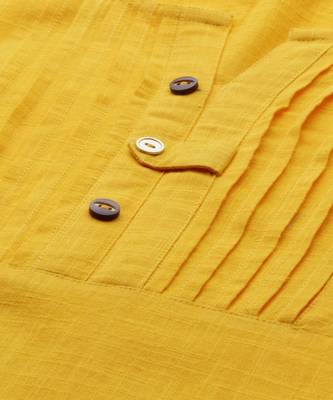 Women Yellow Solid Straight Cotton Slub Kurta 4