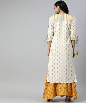 Women Off White Ikat Straight Cotton Flex Kurta 3