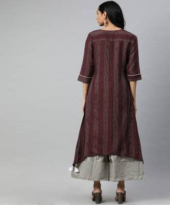 Women Maroon Self Design A-Line Handloom Kurta 3