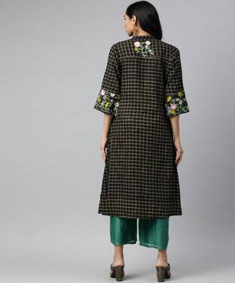 Women Black Geometric A-Line Rayon Kurta 3