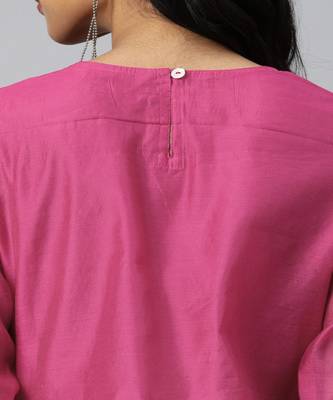 Women Pink Solid Straight Chanderi Kurta 4