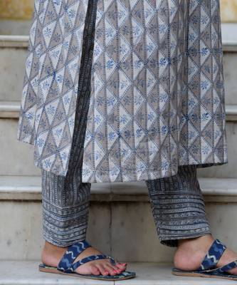 Grey blue dabu handblock printed  kurta With pant 3