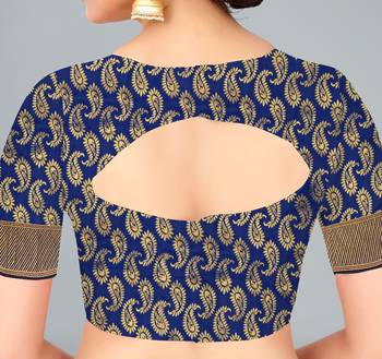 Maroon woven banarasi saree with blouse 6