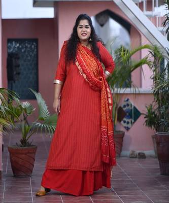 Mustard weave Kurta with Bandhani Hand dyed Dupatta & Red Rayon Skirt 2
