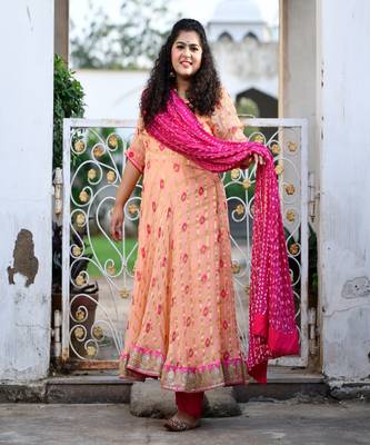 Peach Bandhani Gharchola Anarkali with Rani Bandhani Gharchola Duppata & Rani Pink Rayon Pants 3