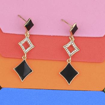 Elegant Gold Plated Party Wear Fancy  Dangle Earring For Women Girl 2