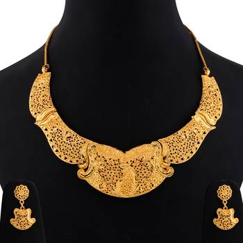 Attractive Gold Plated Traditional Jewellery Set For Women Girl 2