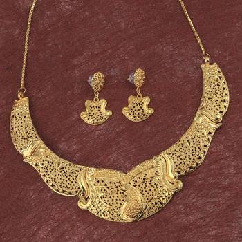 Attractive Gold Plated Traditional Jewellery Set For Women Girl 4