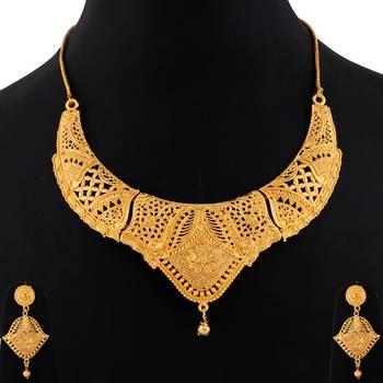 Elegant Gold Plated Traditional Jewellery Set For Women Girl 2