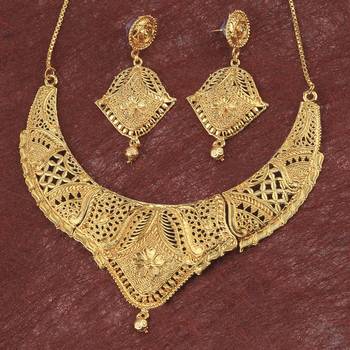 Elegant Gold Plated Traditional Jewellery Set For Women Girl 4