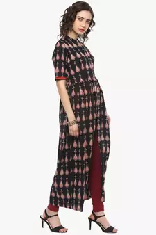 Black printed cotton long-kurtis