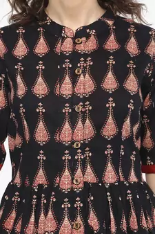 Black printed cotton long-kurtis