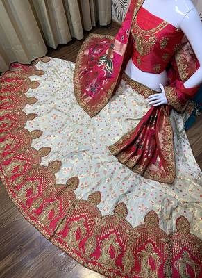 Off-White Embroidered Silk Semi Stitched Lehenga 2