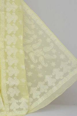 Yellow Color Cotton Designer Hand Embroidered Lucknowi Chikankari Saree 3