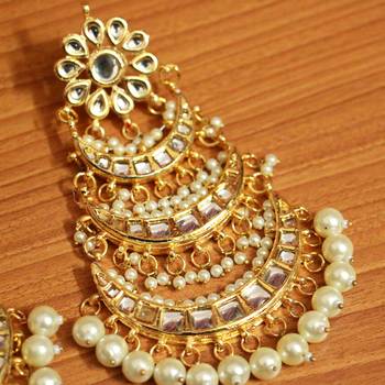 White Pearl Chandbali 3