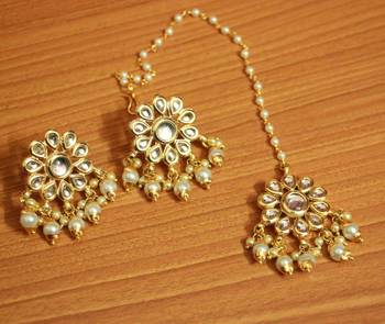 White Pearl Earrings 1