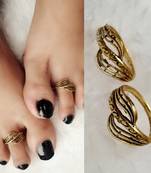 Gold toe-rings