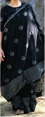 Black Soft Mulmul Cotton Saree with Blouse Piece 3