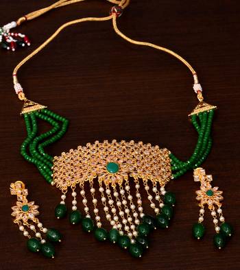 Kundan and Emerald Stone Embellished Designer Neckpiece 317FNN161 2