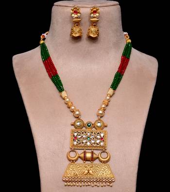 Matte Finish Kundan Embellished Designer Neckpiece 317FNN162 1