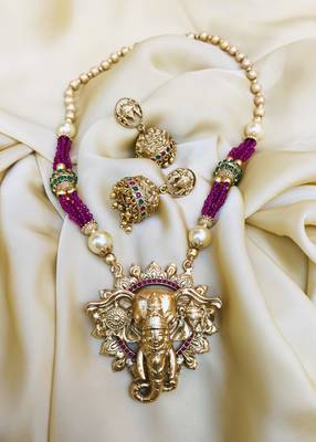 Gold necklaces 1