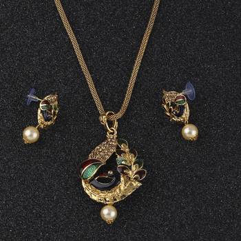 Gold Plated Stylish Party Wear Peacock Shape Pendant Set For Women Girl 4