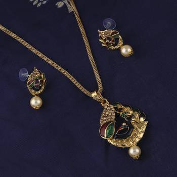 Gold Plated Stylish Party Wear Peacock Shape Pendant Set For Women Girl 5
