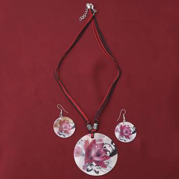 Delicate Party Wear Round Pendant Set For Women Girl 1