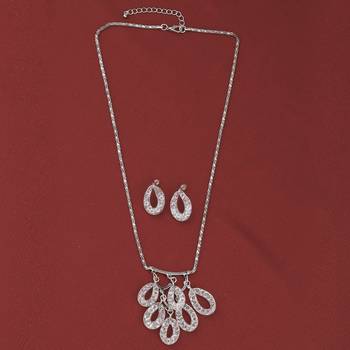 Charm Party Wear Different Designe Pendant Set For Women Girl 1