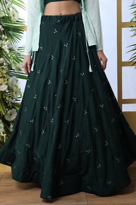 Dark-Green Embroidered Cotton Semi Stitched Lehenga 3
