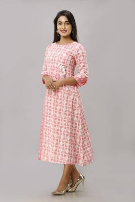 Women's  Pink Cotton Geometric Printed A-line Kurta 3