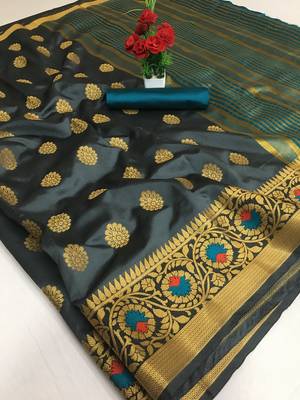 Grey woven silk saree with blouse 1