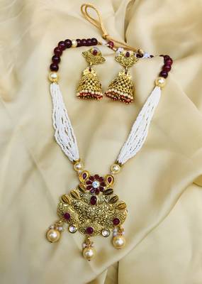 Gold necklaces 1