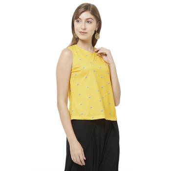 Yellow printed polyester crop-tops 2
