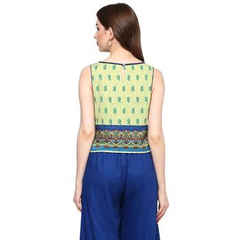 Green printed polyester crop-tops 3