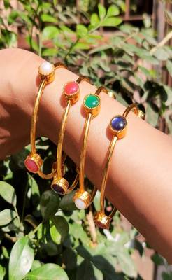 set of four multicolor studs bangles 1