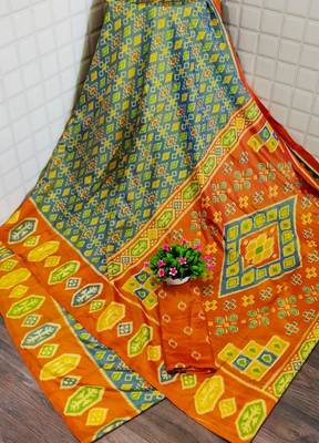 Grey Printed Silk Saree With Blouse 1